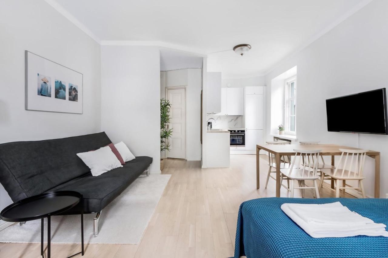 Wehost Modern Scandinavian Studio In Trendy Kallio Helsinki Luaran gambar