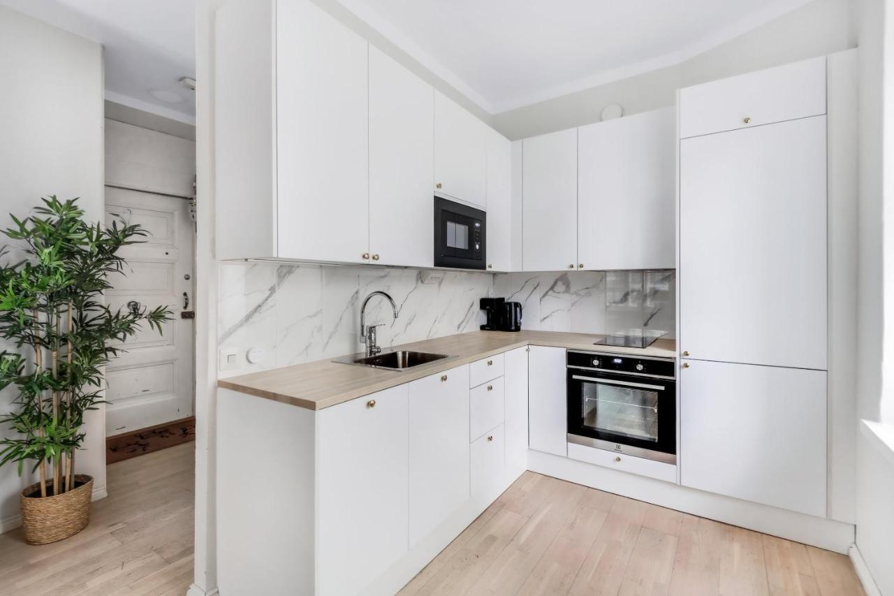 Wehost Modern Scandinavian Studio In Trendy Kallio Helsinki Luaran gambar